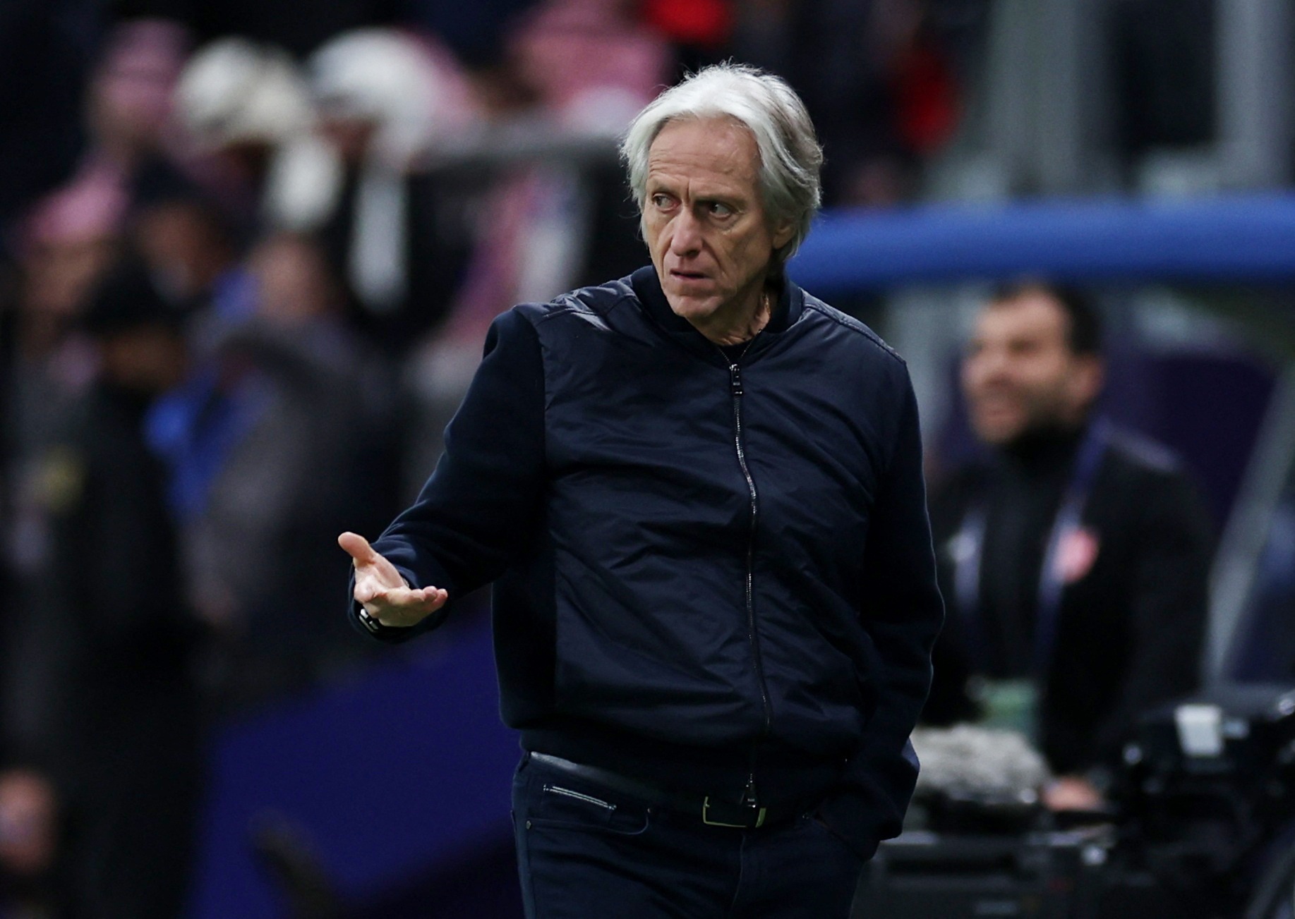 维拉纽瓦：刚被交易到雄鹿时特别心碎 但在雄鹿的时光也很开心