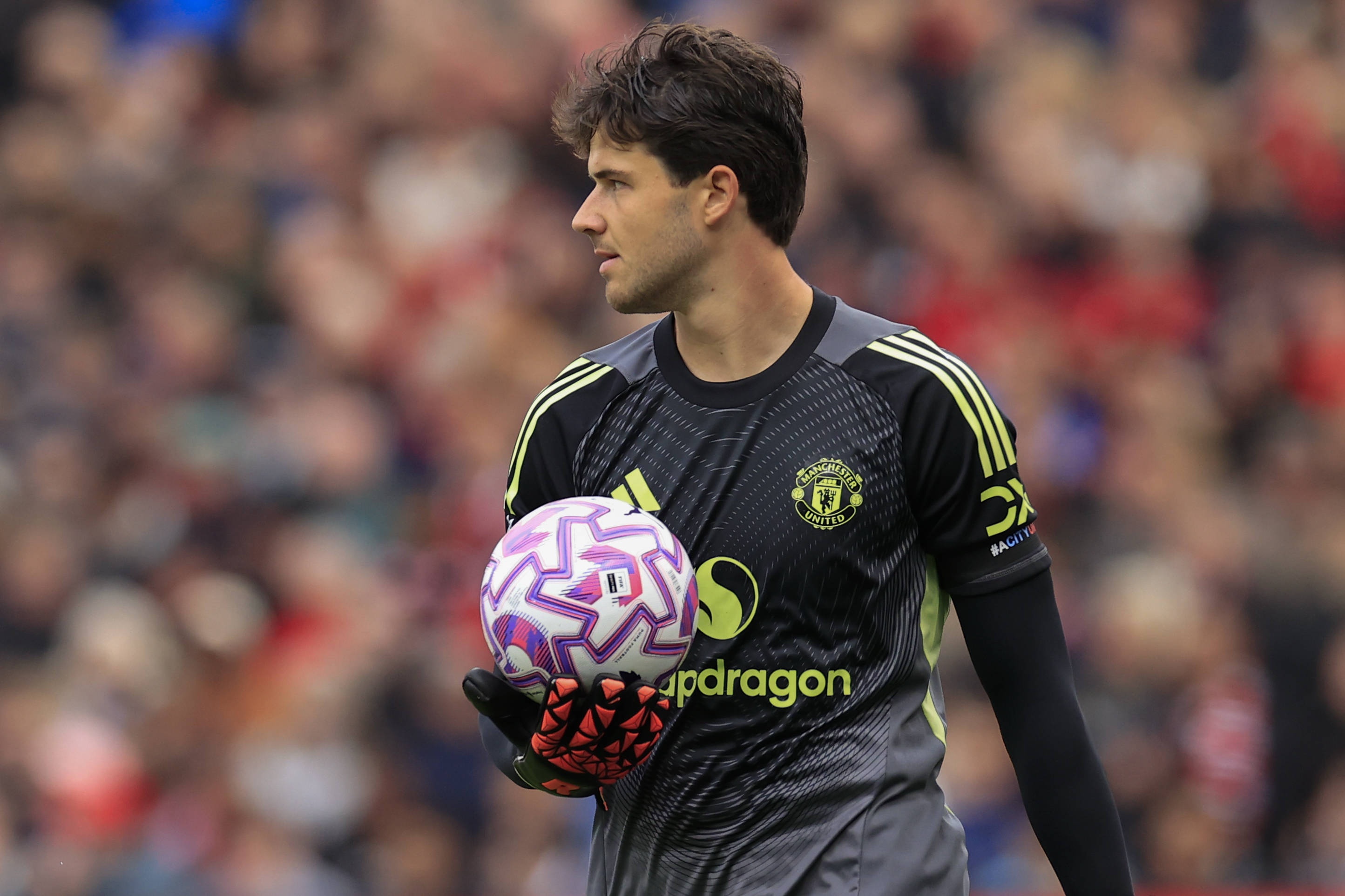 可还满意~混音逆转猛龙905后晒更衣室合照 杨瀚森这练得怎么样？